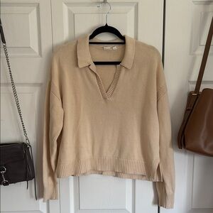 GAP Cream V-Neck Sweater Knit